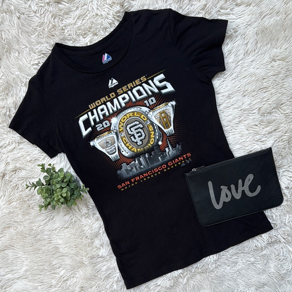 🎉HP🎉 Majestic San Francisco Giants 2010 Champions Tee 💗 Black
